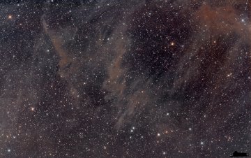 Dust in Octans Mel 227